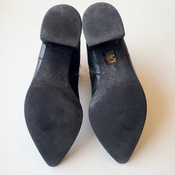 Everlane The Boss Matte Black Pebbled Leather Pointed Toe Ankle Booties Size 5.5 - Picture 13 of 16